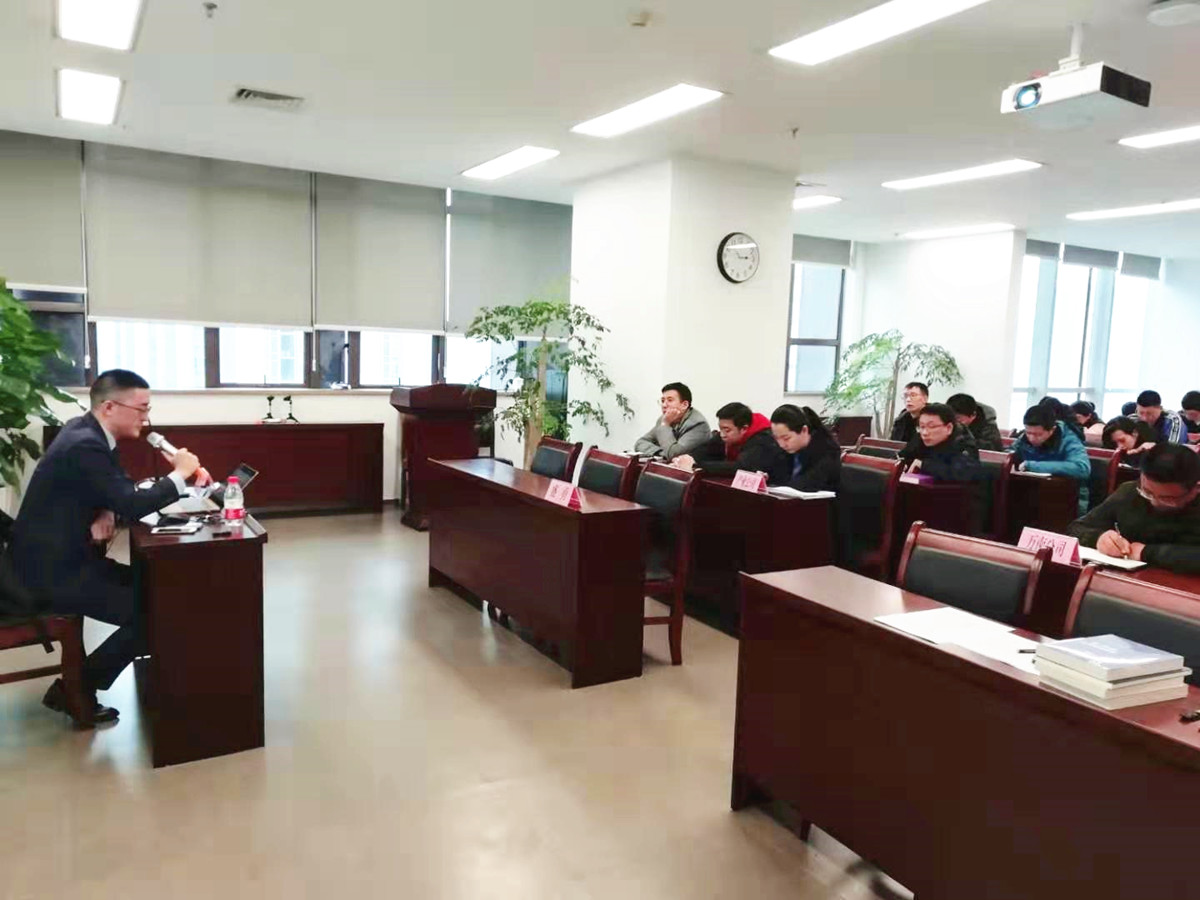 市铁路集团开展宪法宣传周活动1_副本.jpg