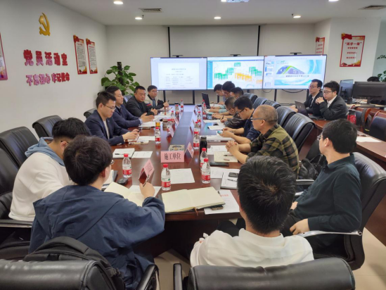 市铁路集团组织召开BIM技术应用工作推进会1 (1).png